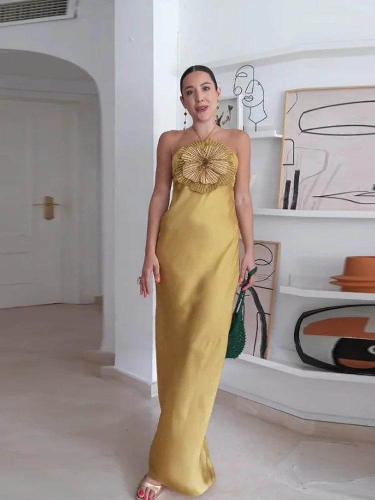 Robe de Soirée Satinée à Fleurs 3D
