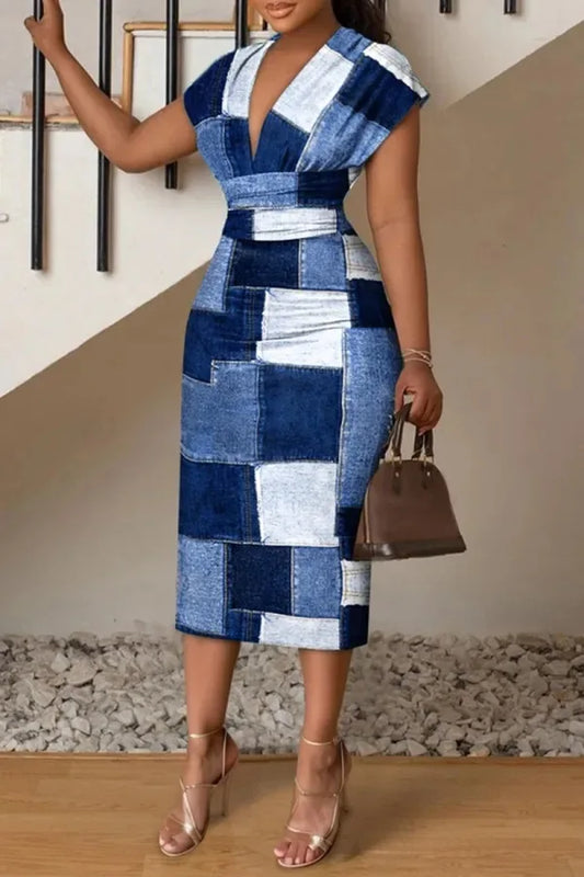 Robe Bleue à Carreaux Élégance Chic au Bureau