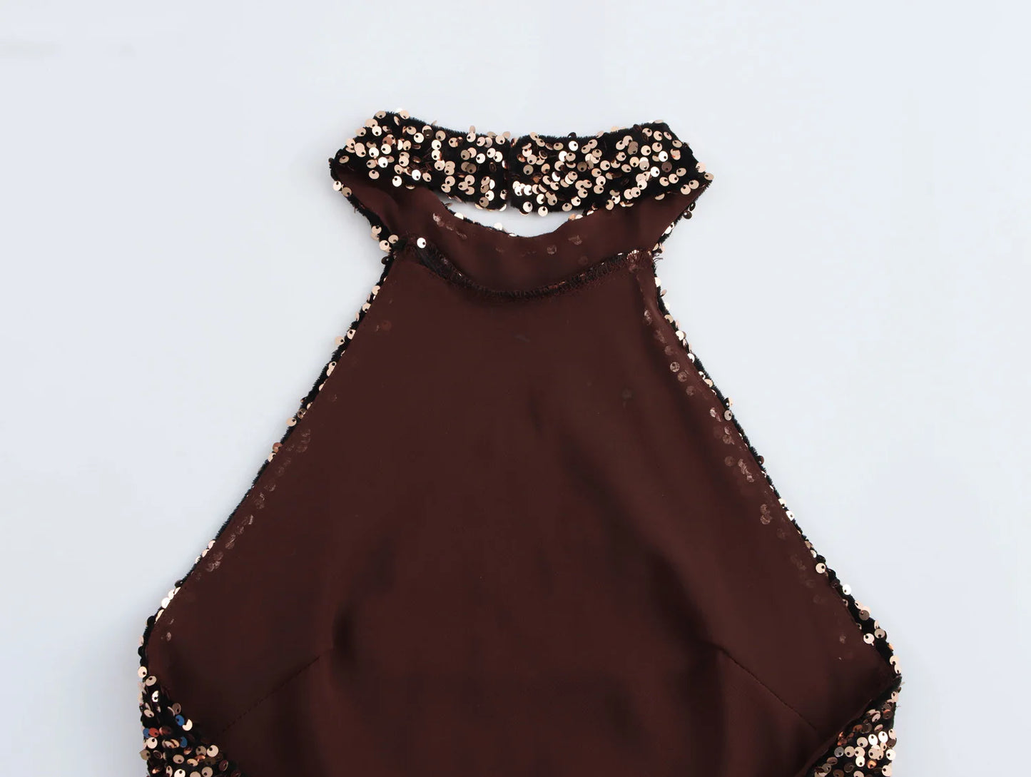 Mini Robe Scintillante à Col Licou