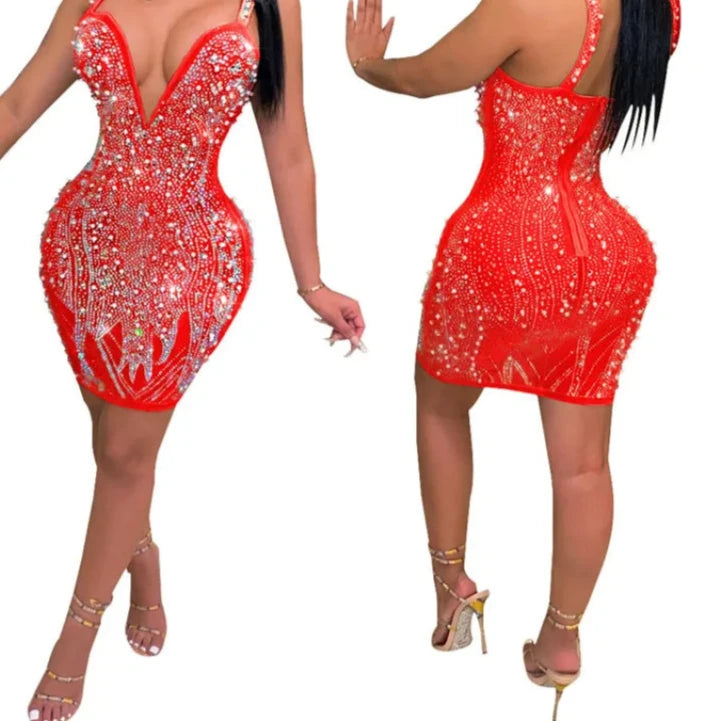 Robe moulante dos nu strass à bretelles spaghetti