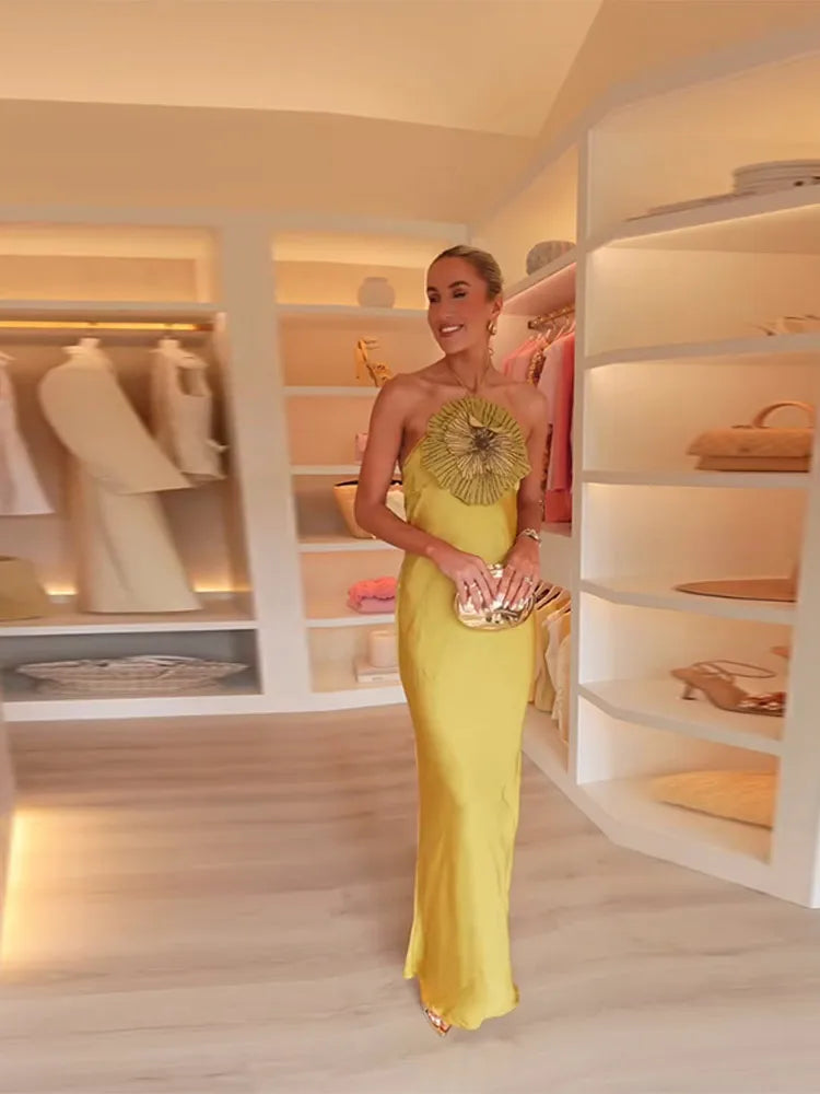 Robe de Soirée Satinée à Fleurs 3D