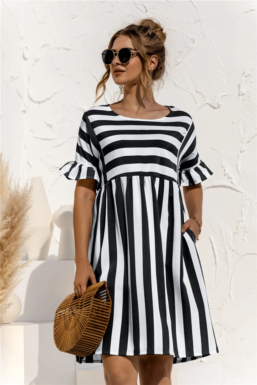 Robe de plage à rayures, manches à volants, soirée de grossesse