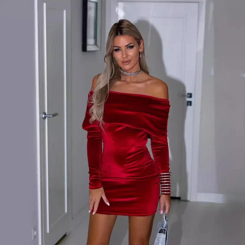 Robe sexy manche longue  Sans Bretelles Serré Dos Velours De Soie
