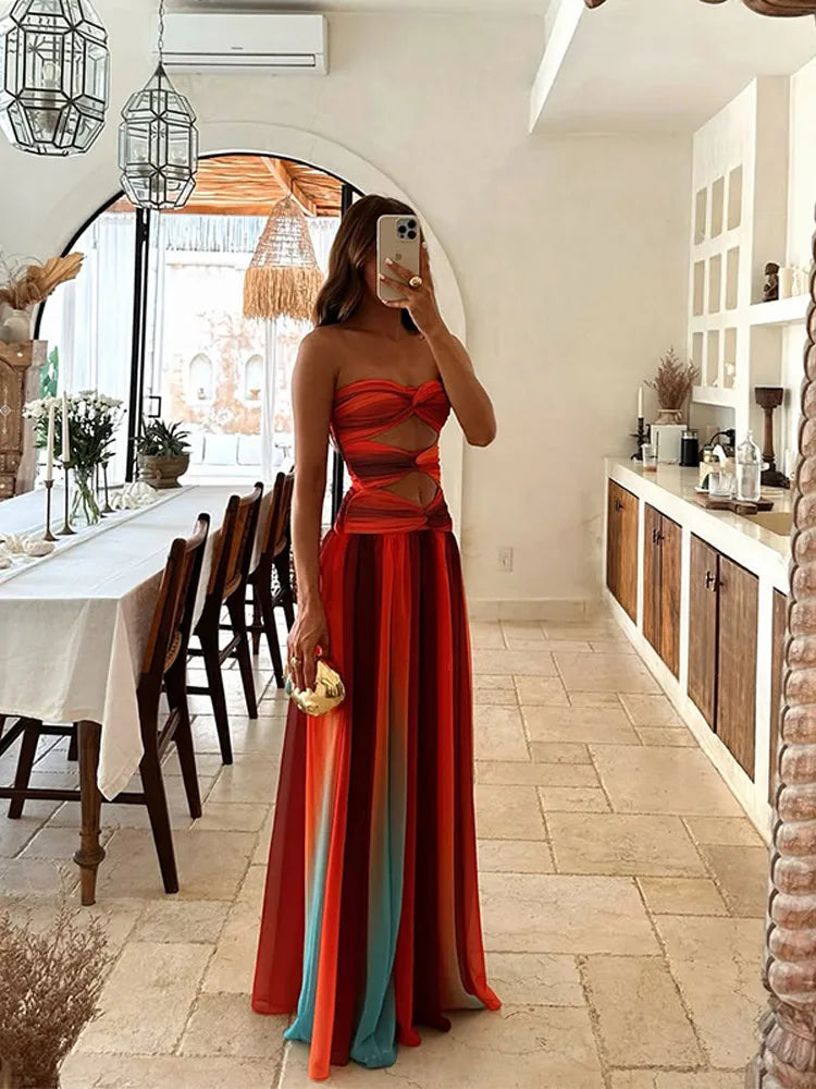 La Robe Longue Plissée Idéale pour un Look Raffiné
