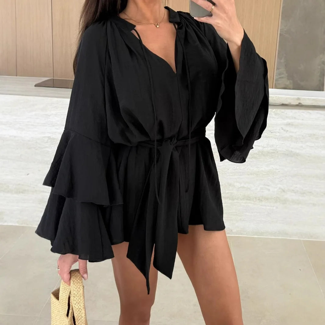 Robe Plissée Élégante à Col V