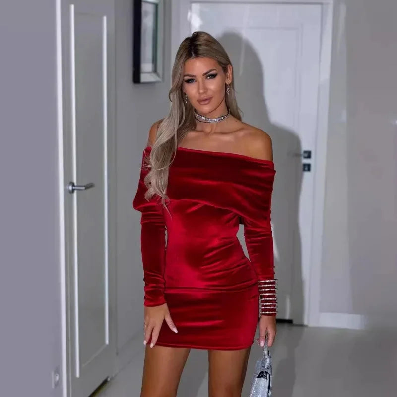 Robe sexy manche longue  Sans Bretelles Serré Dos Velours De Soie