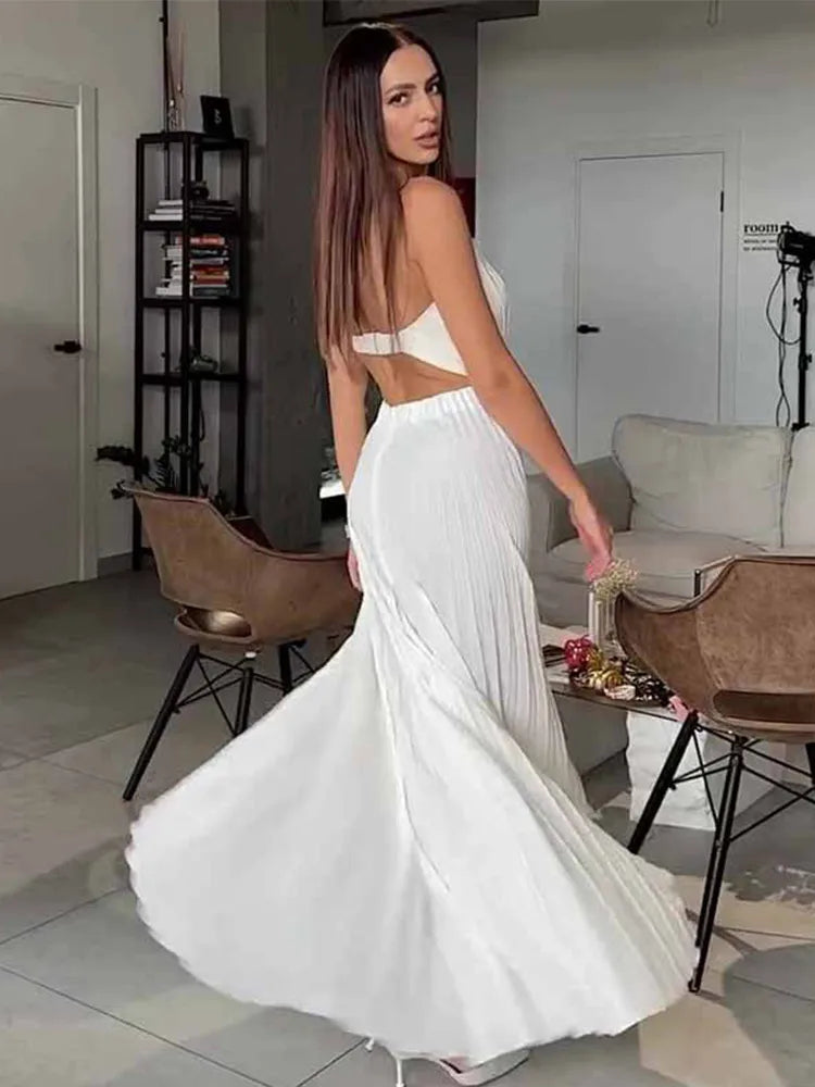 Robe Longue Plissée Élégante